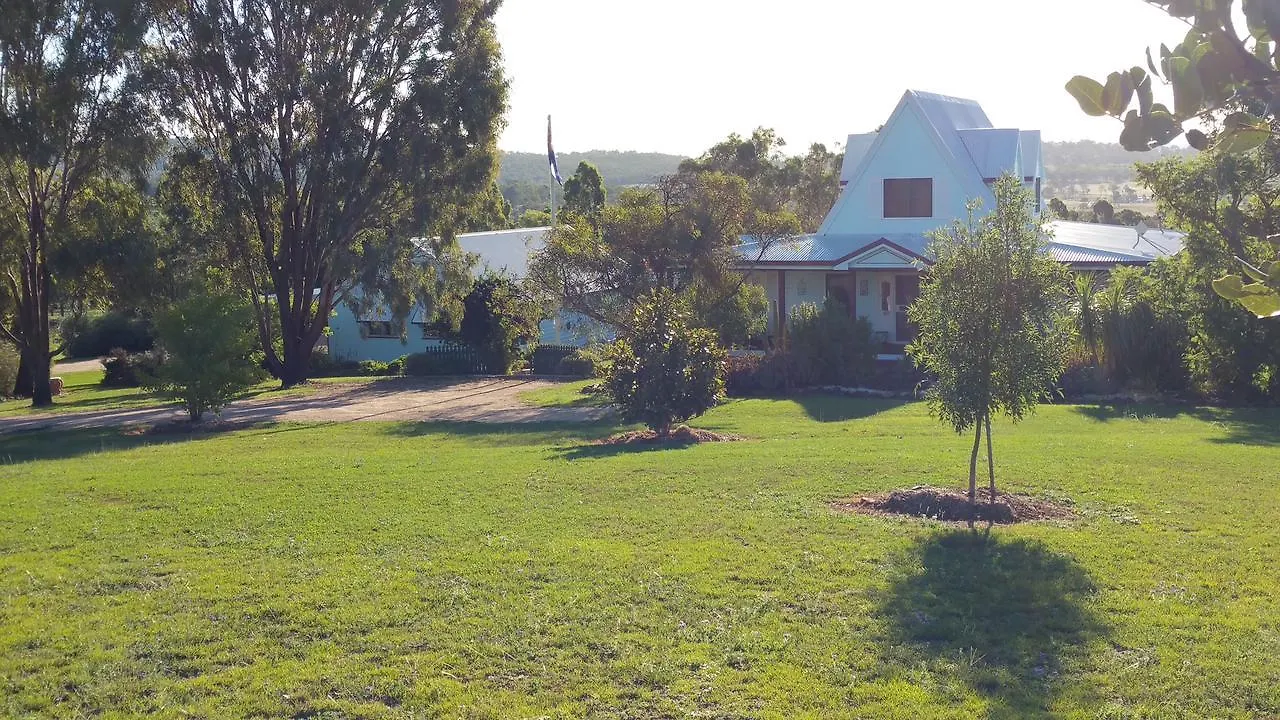 Birdhouse Cottage B&B Warwick Australia